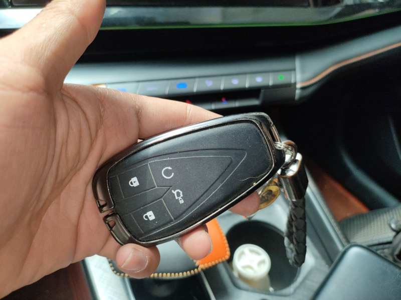 Used CHANGAN UNI-V 2023 1.5T Prestige Model — 18