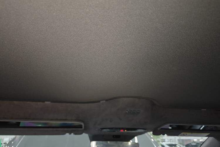 Used Geely Galaxy E8 2024 665 km Range Rear-Drive Starship Long-Range Version