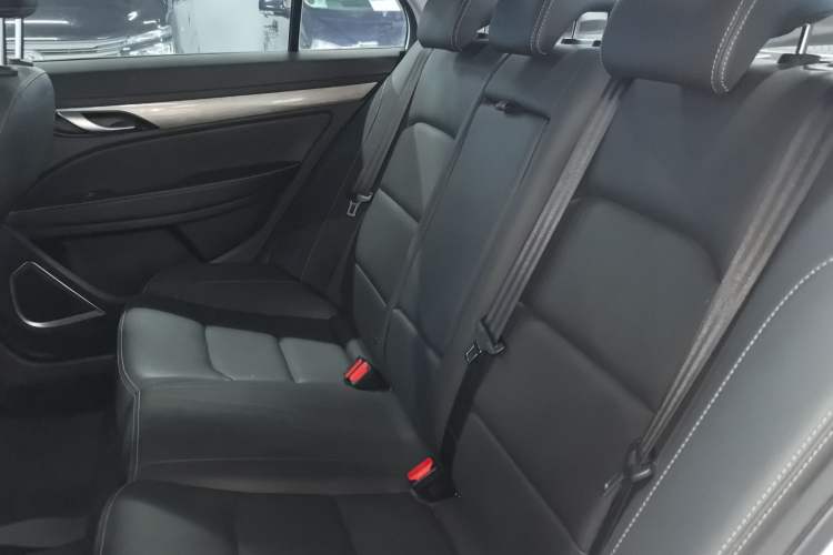 Used Geely Auto Emgrand 2019 Leading Edition 1.5L Manual Upward Asian Games Edition China VI