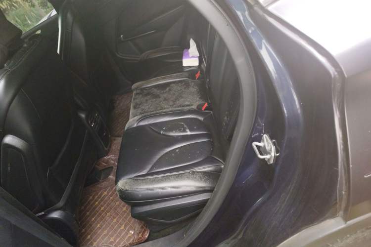 Used Lincoln MKC 2016 2.0T Two-Wheel Drive Deluxe Edition