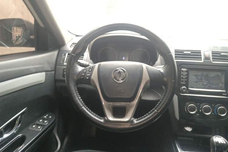 Used FORTHING Joyear S50 2016 1.5L Manual Luxury Edition