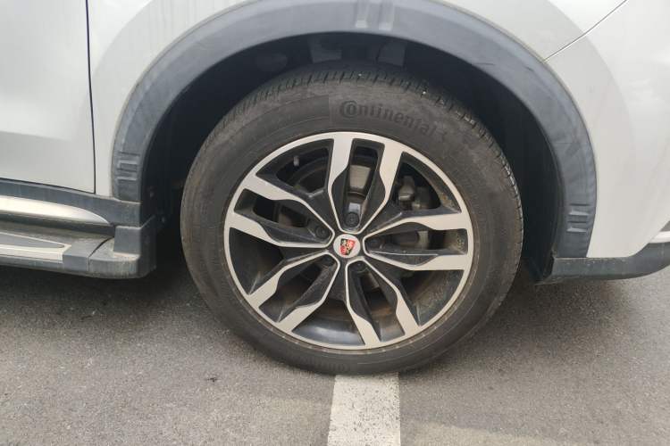 Used Roewe RX5 2016 20T Two-Wheel Drive Automatic Internet Smart Edition
