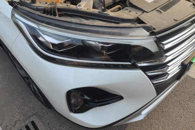 Used GAC Trumpchi GS4 2021 270T Automatic Smart Connectivity Technology Edition Right Front Headlight