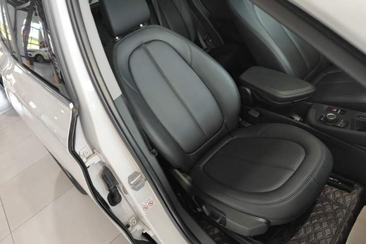 Used BMW X1 2018 sDrive20Li Leading Model