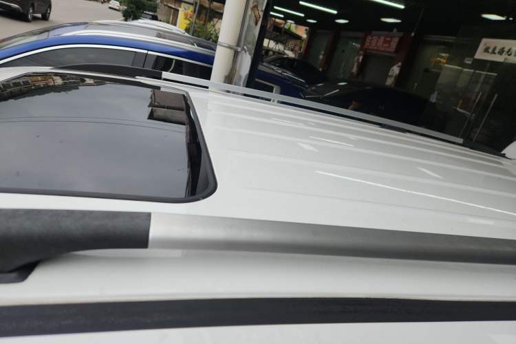 Used FORTHING SX6 2016 1.6L Manual Luxury Model
