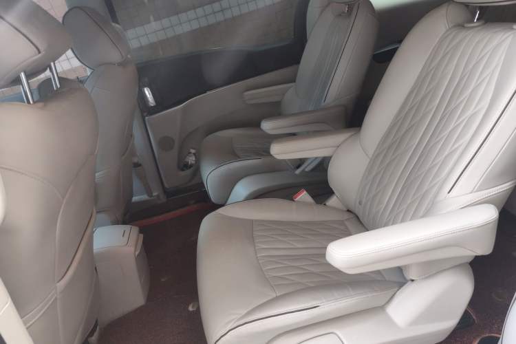 Used Buick GL8 2022 Land Business Class 652T Smart Deluxe Model Left Rear Seat