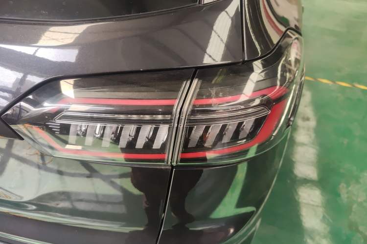 Used Chery Tiggo 8 PLUS Kunpeng e+ 2022 PHEV 1.5T WindStyle e+ Right Rear Taillight