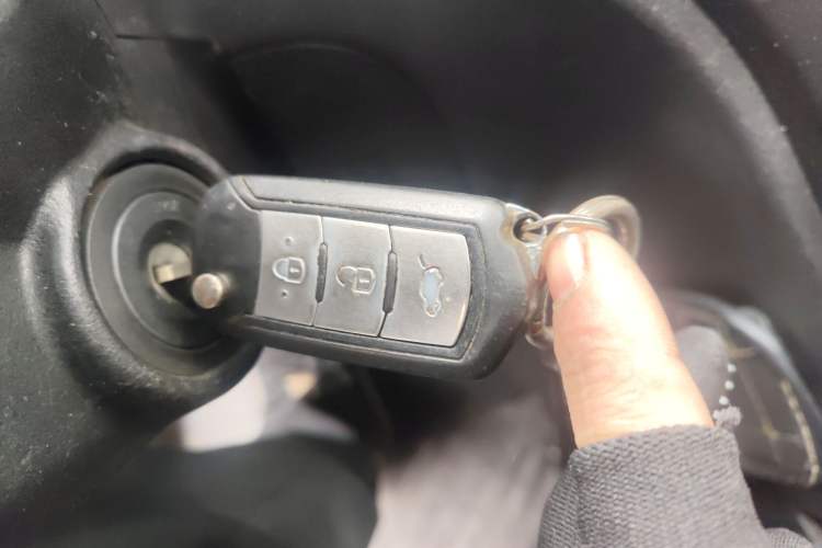 Used GAC Trumpchi GA3S Vision 2016 200T Manual Elite Edition
