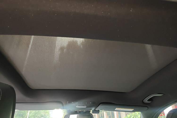 Used Mercedes-Benz GLC 2016 GLC 300 4MATIC Dynamic Model Headliner