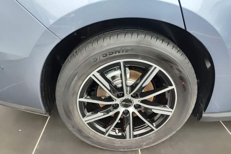 Used BYD Seal 06 New Energy 2025 DM-i Smart Drive 120KM Deluxe Model
