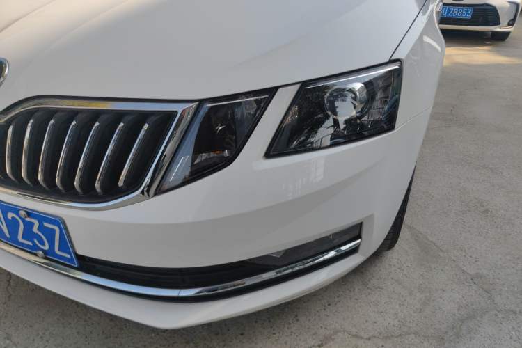 Used Skoda Octavia 2019 1.5L Automatic Luxury Edition
