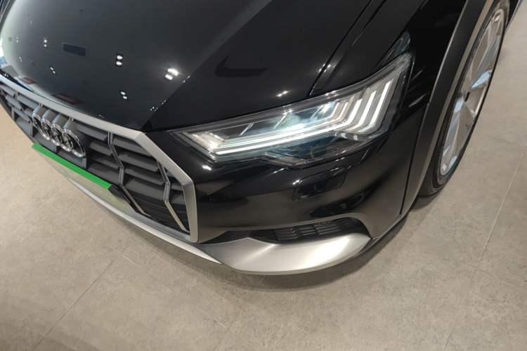 Used Audi A6 2022 allroad quattro Explorer 55 TFSI Prestige Off-Road Model