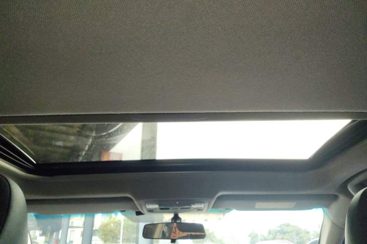 Used Toyota Camry 2015 2.0G Premier Edition Headliner