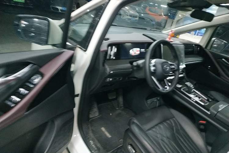 Used GAC Trumpchi M8 2024 Master Series 400T Prestige Edition
