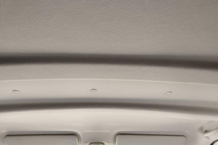 Used Chana Ruixing EM80 2025 Passenger Version Comfort Model 6 Seats 260 km Twin-Door Design 60 kW