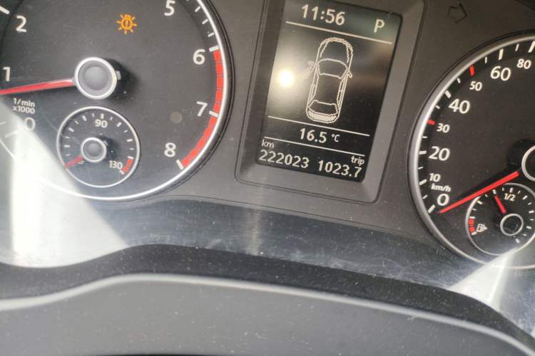 Used Volkswagen Sagitar 2012 1.4TSI Automatic Luxury Edition
