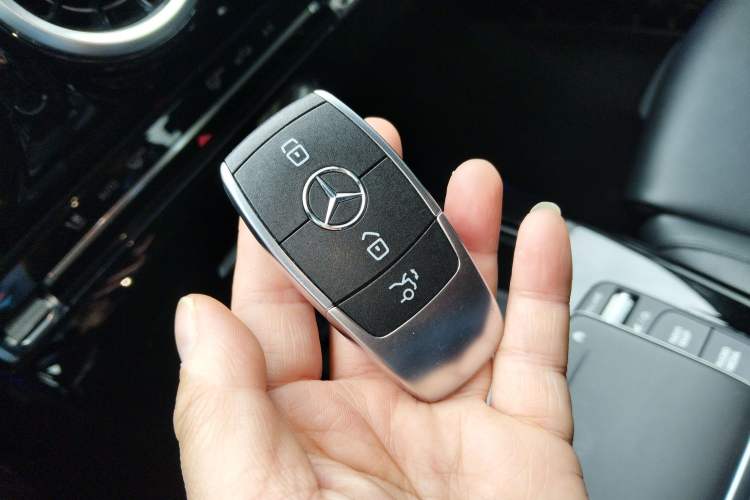 Used Mercedes-Benz A-Class 2020 Facelift A 180 L Sport Sedan Special Configuration Vehicle Key