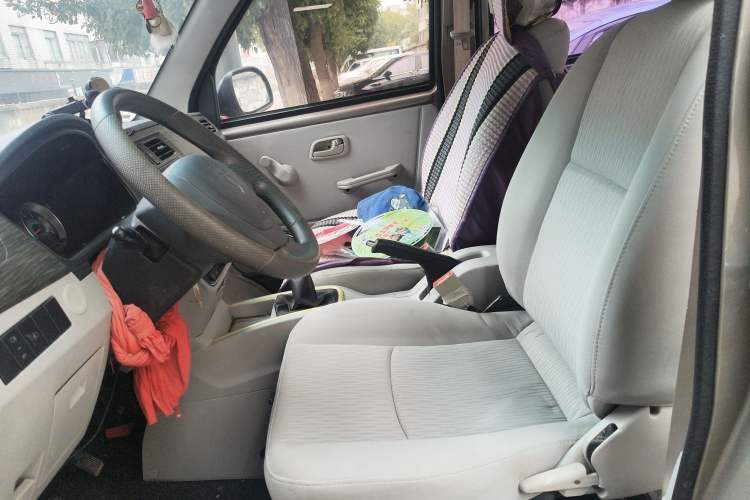 Used Jinbei New Hiace X30L 2021 1.5L Wealth Edition Bus Non-Air-Conditioned China VI Standard SWC15M Left Front Seat