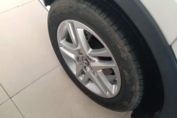 Used Toyota C-HR 2022 2.0L Comfort Edition Right Rear Wheel Hub