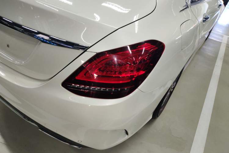 Used Mercedes-Benz C-Class 2019 C 180 L Fashion Edition Sport Version
