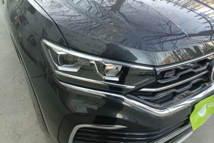 Used Volkswagen Tayron X 2020 330TSI Two-Wheel Drive Luxury Smart Connectivity Version