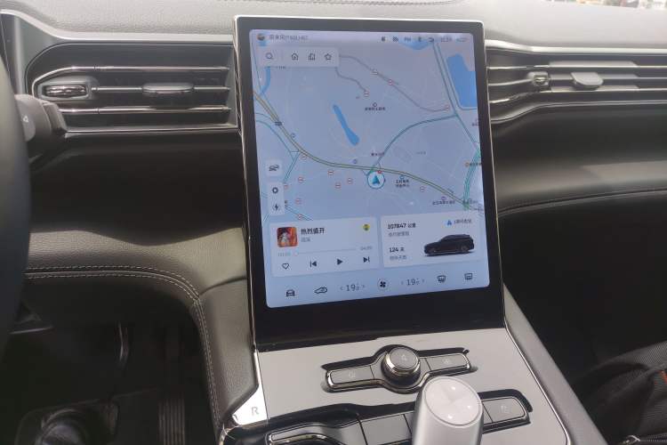 Used Nio ES8 2020 415 km Range 6-Seater Version Audio And AC Panel