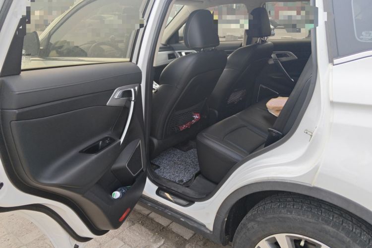 Used Geely Auto Emgrand X7 Sport 2016 1.8TD Manual ZhiShang Model Left Rear Seat