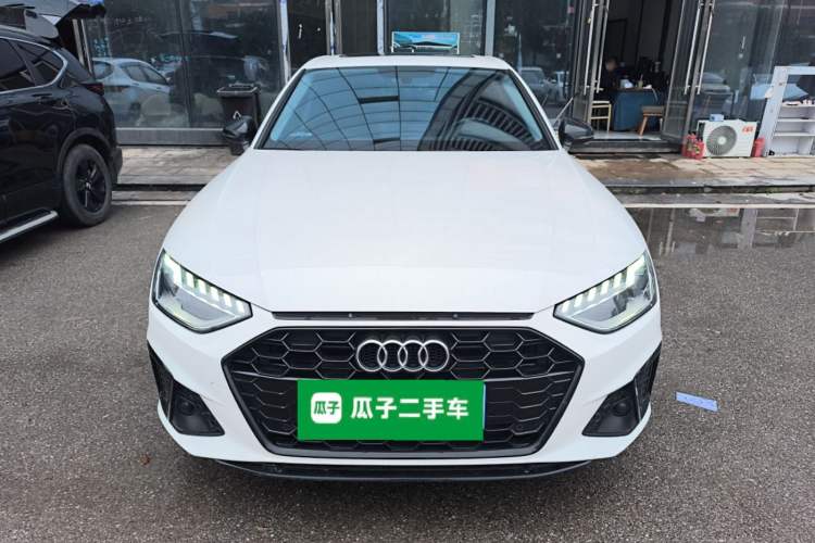 Used Audi A4L 2022 40 TFSI Luxury Dynamic Model