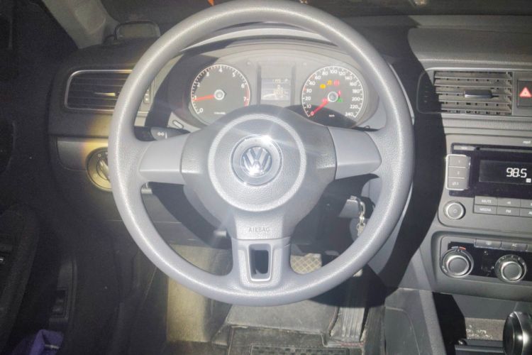 Used Volkswagen Sagitar 2012 1.6L Automatic Fashion Edition