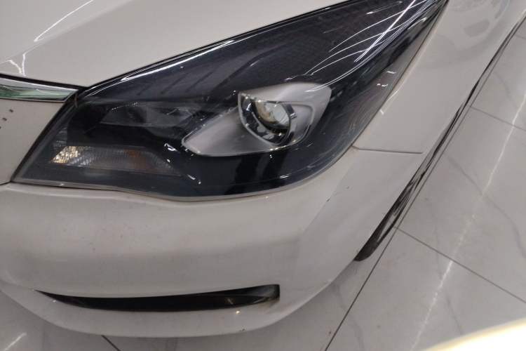 Used Dongfeng Aeolus E70 2023 500 Smart Edition Lithium Iron Phosphate 48.6 kWh 120 kW