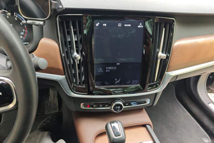Used Volvo S90 2019 T5 Zhiyuan Edition Audio And AC Panel