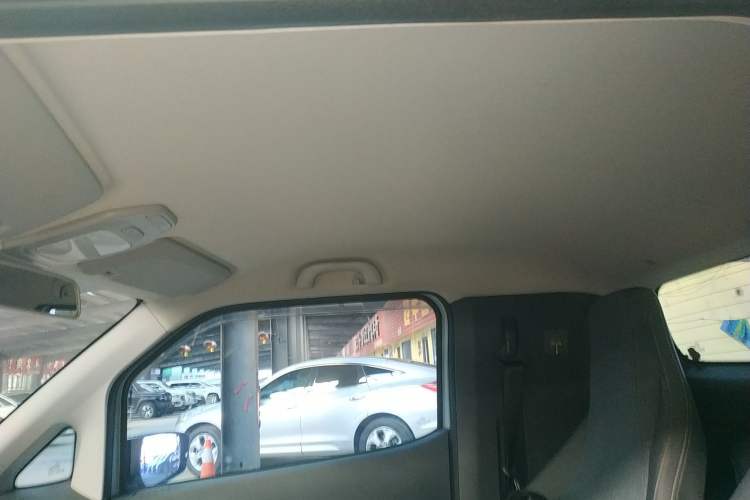 Used Wuling NAMMIEV 2021 Playful Model – High-Power Version