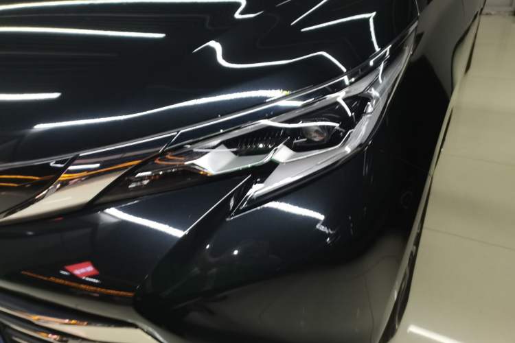 Used Toyota SIENNA 2024 2.5L Hybrid Comfort Edition