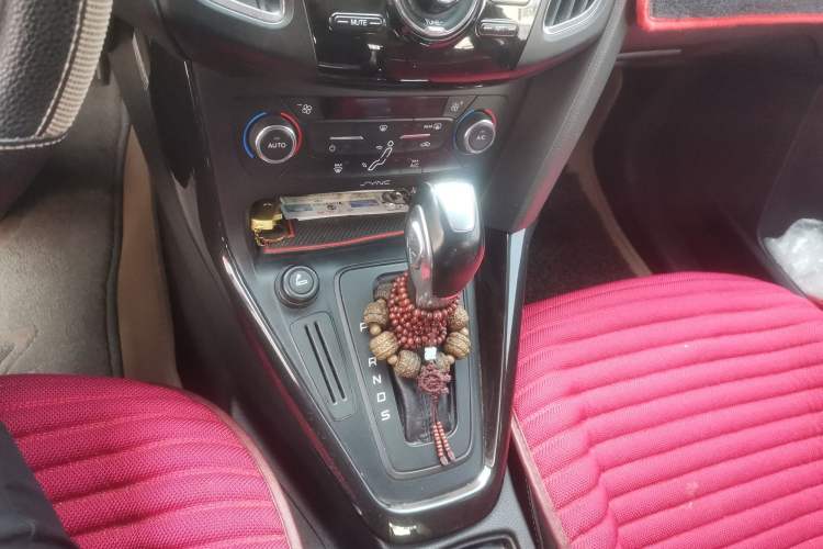 Used Ford Focus 2015 Sedan 1.6L Automatic Trend Model