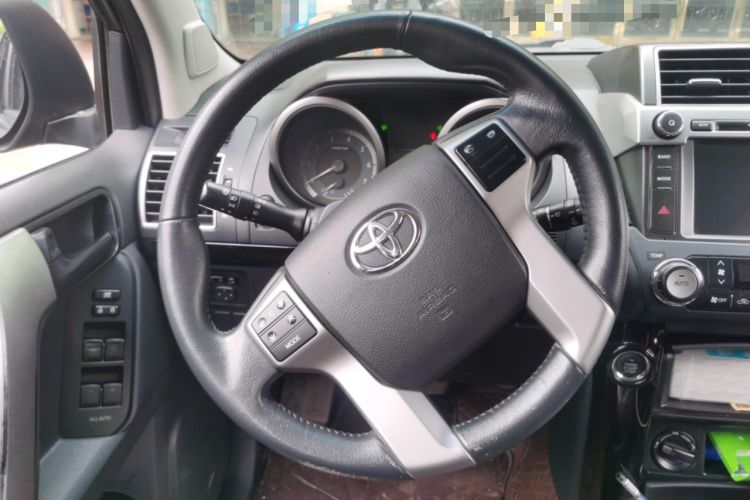 Used Toyota Prado 2016 2.7L Automatic Standard Edition Steering Wheel