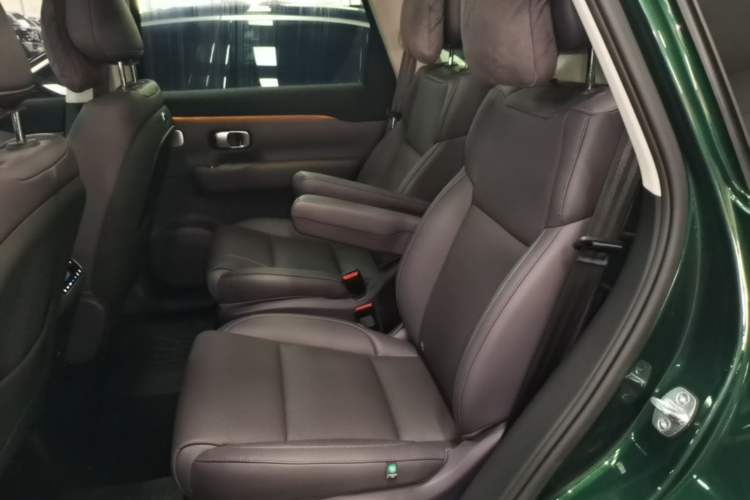 Used Leapmotor C16 2024 Range-Extended 200 Luxury Edition