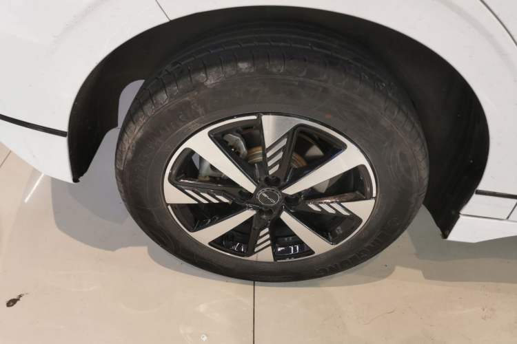 Used BYD e2 2024 Honor Edition Luxury Model Exterior 5