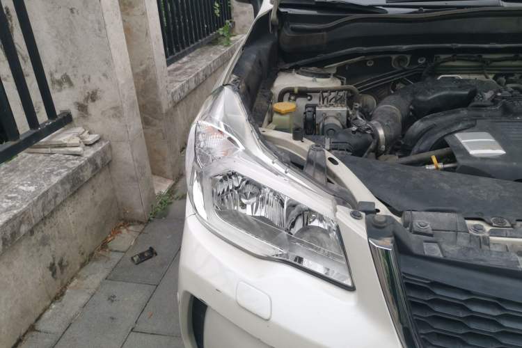 Used Subaru Forester 2013 2.5i Automatic Elite Edition Right Front Headlight