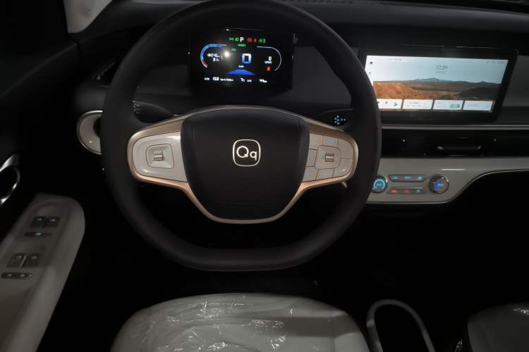 Used Chery QQ Domi 2025 Model 305km Comfort Edition