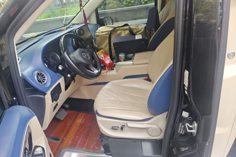 Used Mercedes-Benz Vito 2020 2.0T Business Version 7 Seats Left Front Seat