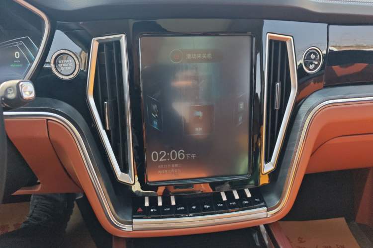 Used Zotye T700 2017 1.8T Dual-Clutch Flagship Model