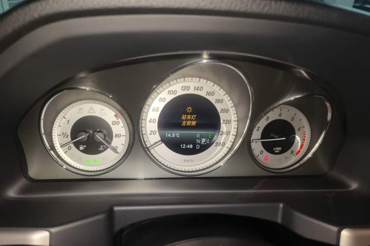 Used Mercedes-Benz GLK-Class 2013 GLK 300 4MATIC Dynamic Sunroof Model
