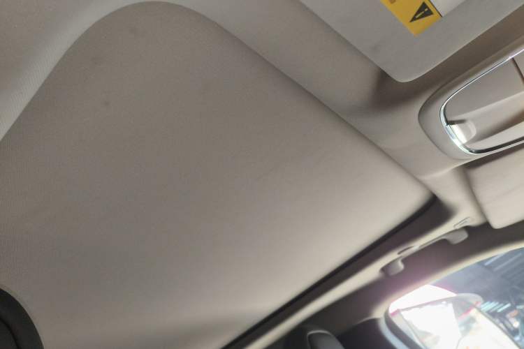 Used Jeep Cherokee 2019 2.0T Two-Wheel Drive Smart Enjoyment Version China VI