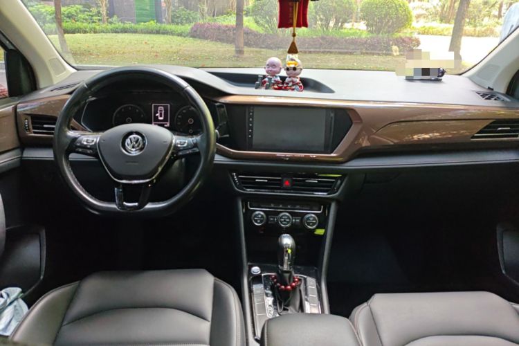 Used Volkswagen Tharu 2020 280TSI Two-Wheel Drive Comfort Edition China VI Standard
