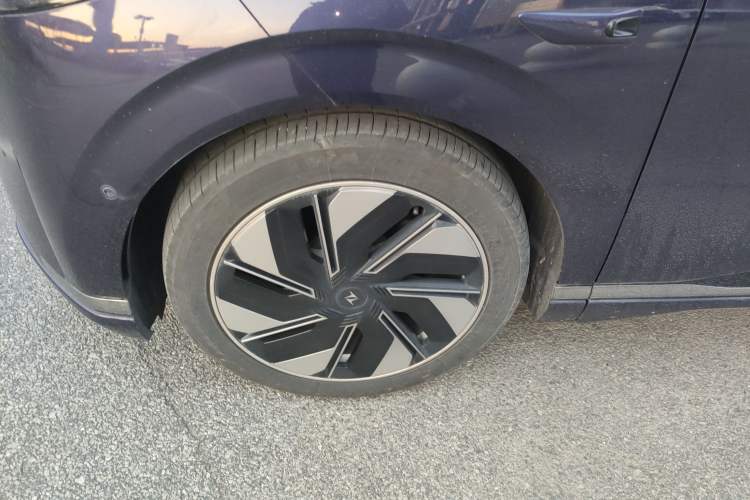 Used Dongfeng eπ eπ008 2024 636Max All-Electric Version 6 Seats