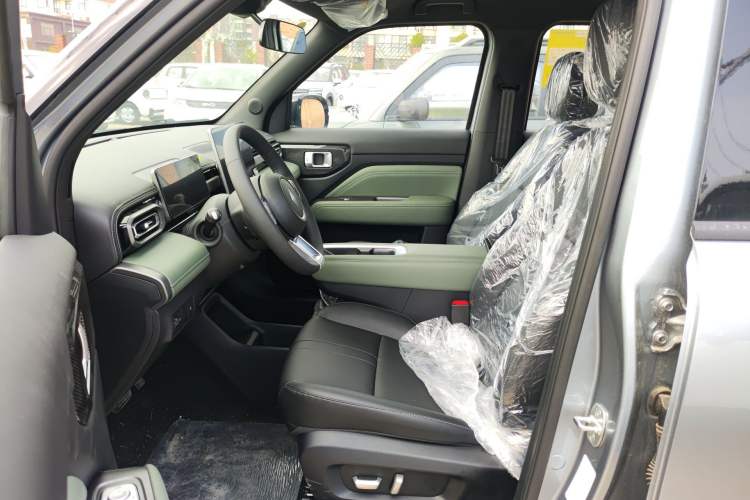 Used Baojun Spark EUV 2026 301km Flagship Edition Left Front Seat