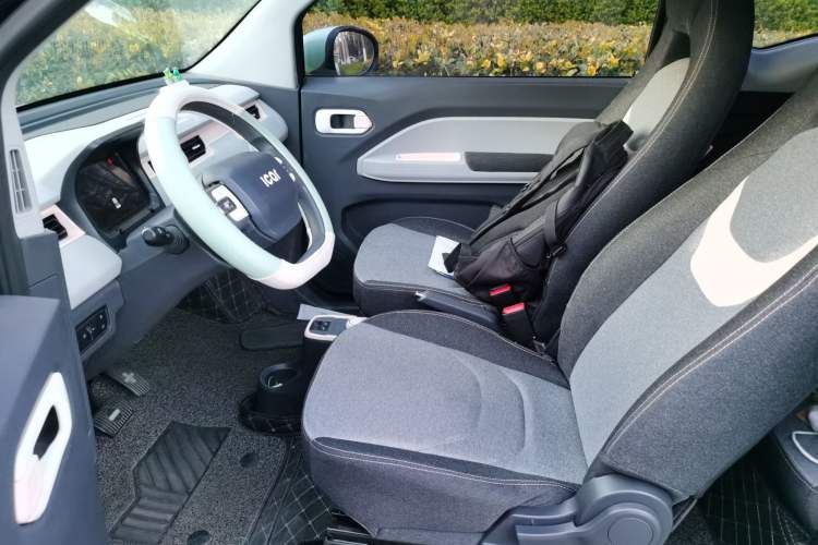 Used Chery QQ Ice Cream 2022 120km Conical Shape Lithium Iron Phosphate Left Front Seat