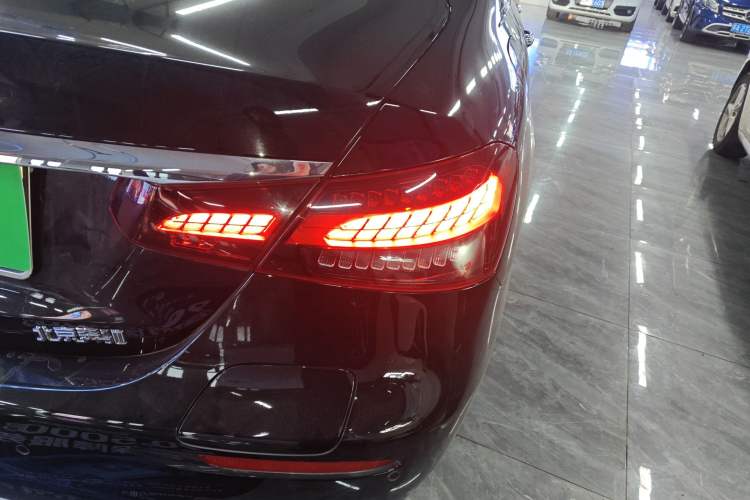 Used Mercedes-Benz E-Class New Energy 2023 E 350 e L Plug-in Hybrid Sedan