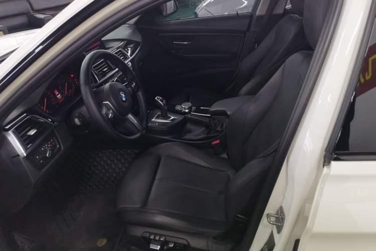 Used BMW 3 Series 2018 320Li Leading Model M Sport Package
