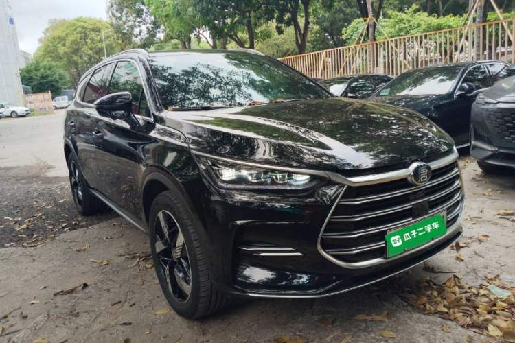 Used BYD Tang New Energy 2023 DM-i Champion Edition 112KM Prestige Model Front Right 45 Deg